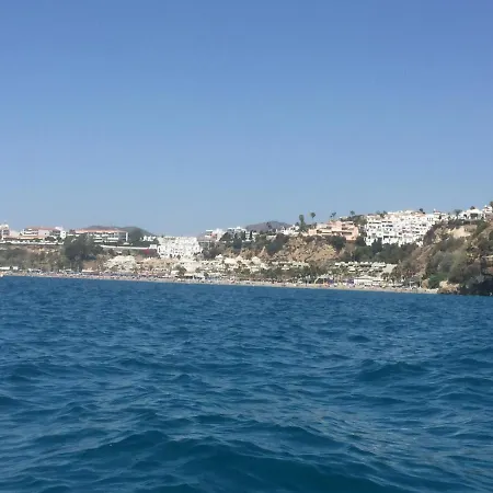 Playa Burriana, Tva Terasser, Havsutsikt, Pool Nerja Exterior photo