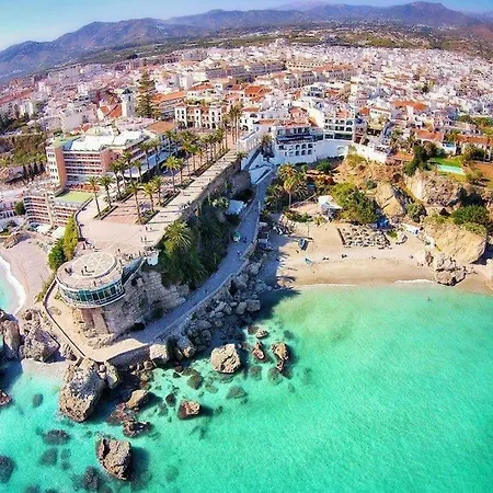 Playa Burriana, Tva Terasser, Havsutsikt, Pool Nerja Exterior photo